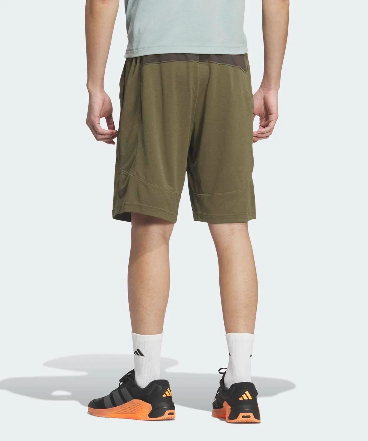 Мужские шорты с длиной по колено Tech Essentials Cool Touch Regular Fit Stealth Slubber 9" Adidas, Khaki — фото 2