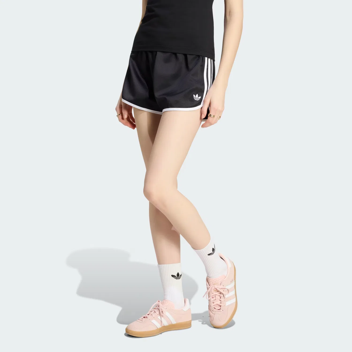 Женские спортивные шорты из атласной ткани SATIN 3S SPRINTER SHORT Adidas Originals, черный/белый