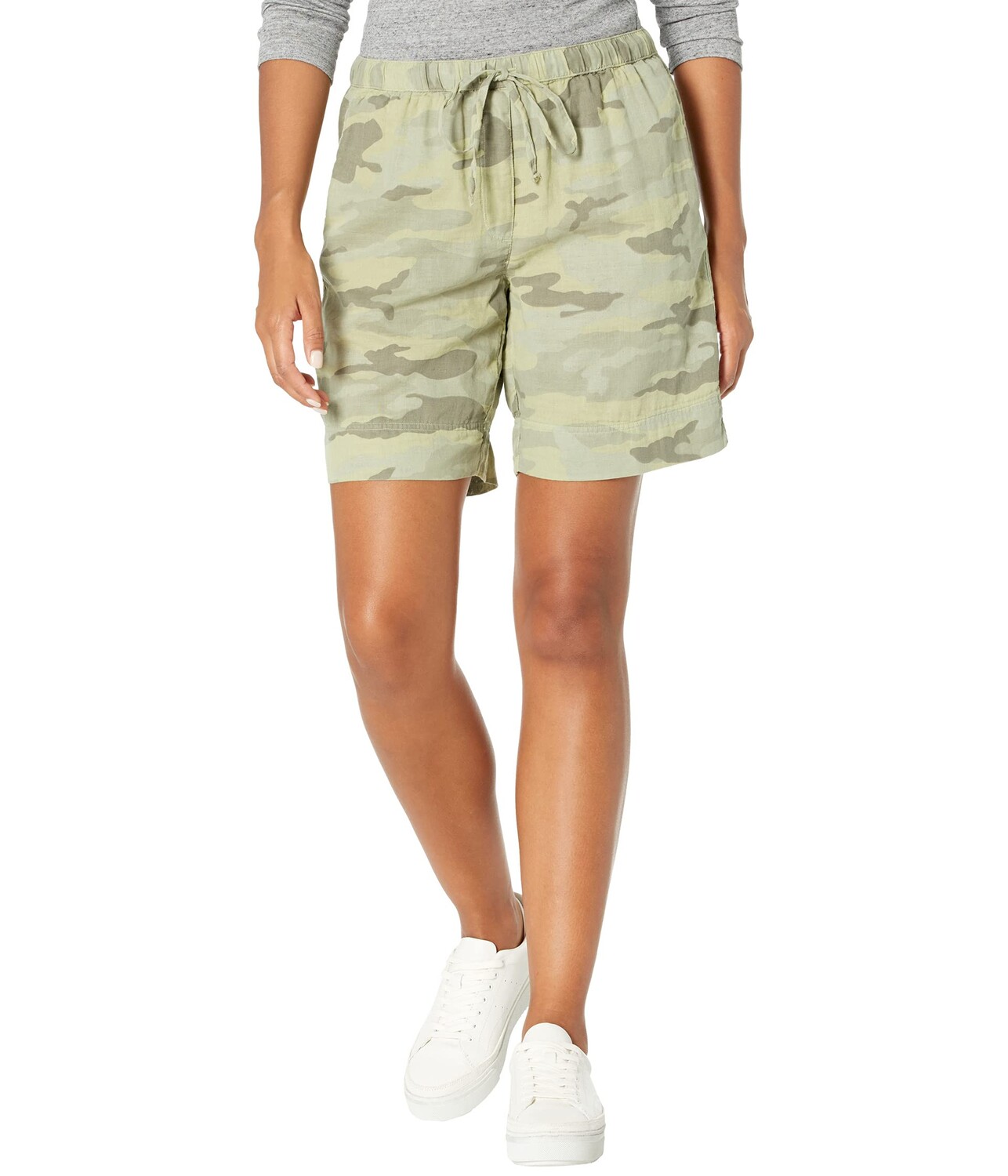 

Шорты Dylan by True Grit, Sun-Washed Cotton Camo Bermuda Tie Shorts