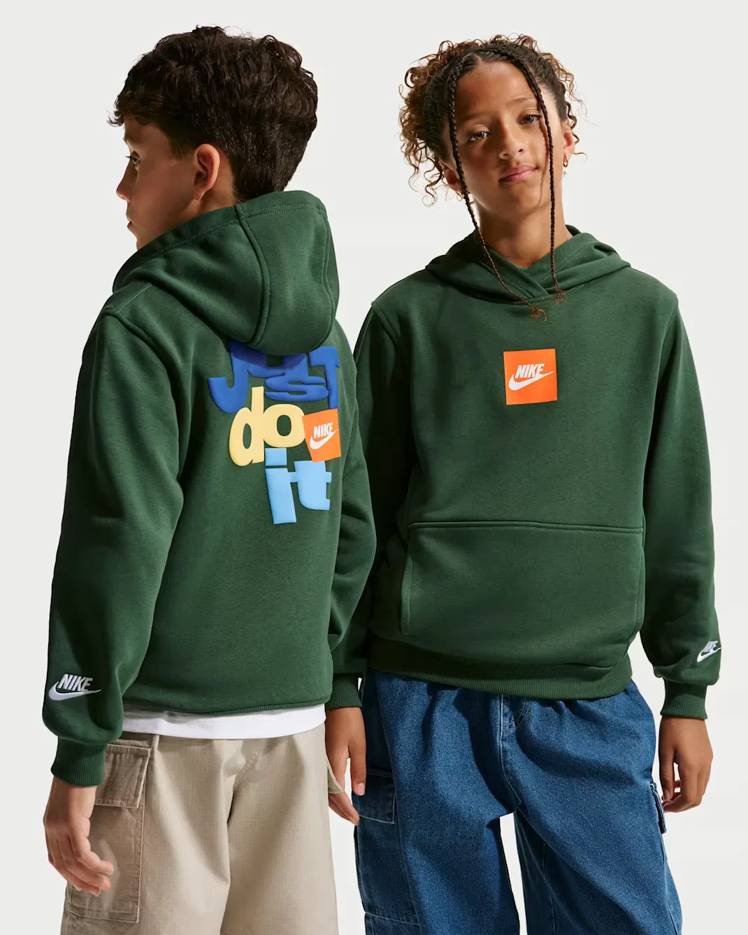 Толстовка из французского махрового трикотажа для детей постарше Nike Sportswear Club, Fir/White