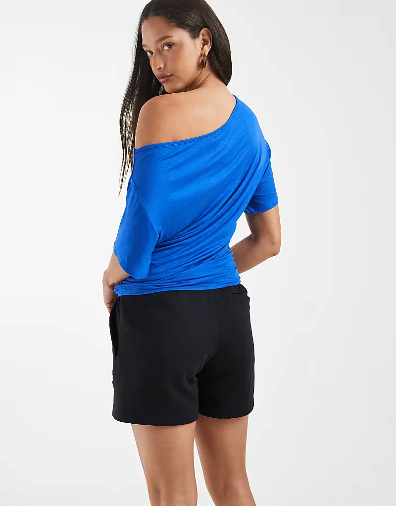 Флисовые шорты Adidas Originals Essentials, черный — фото 4