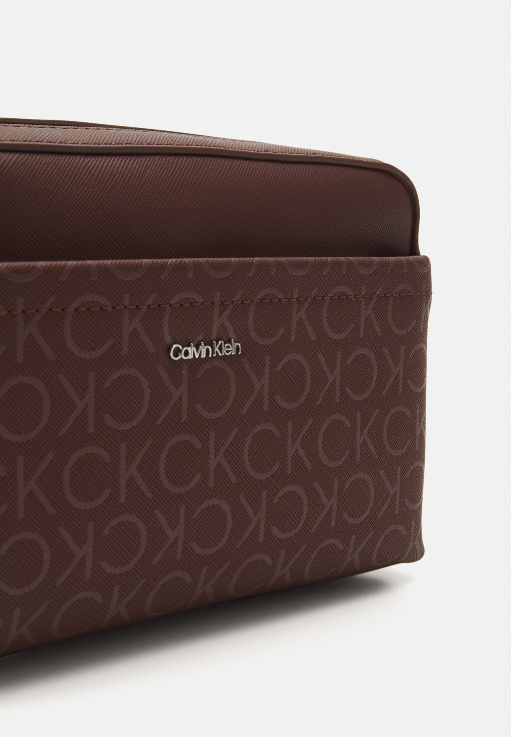 

Сумка через плечо CAMERA BAG_MONO Calvin Klein, коричневый