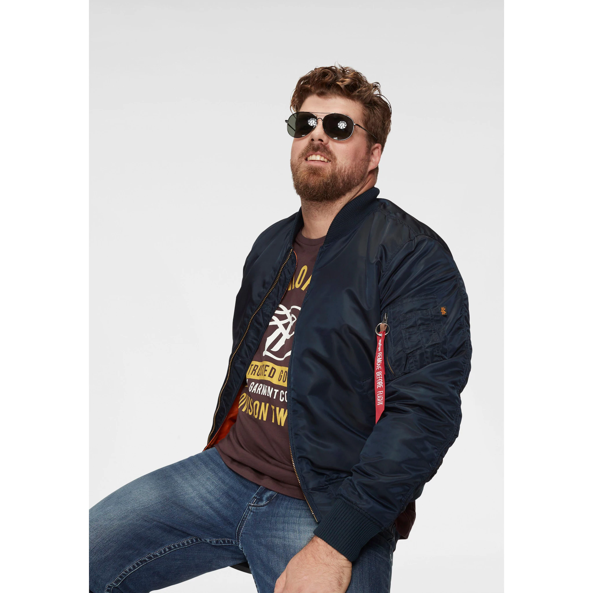

Куртка-бомбер Alpha Industries "MA-1 VF59 LONG", без капюшона, на подкладке, синий