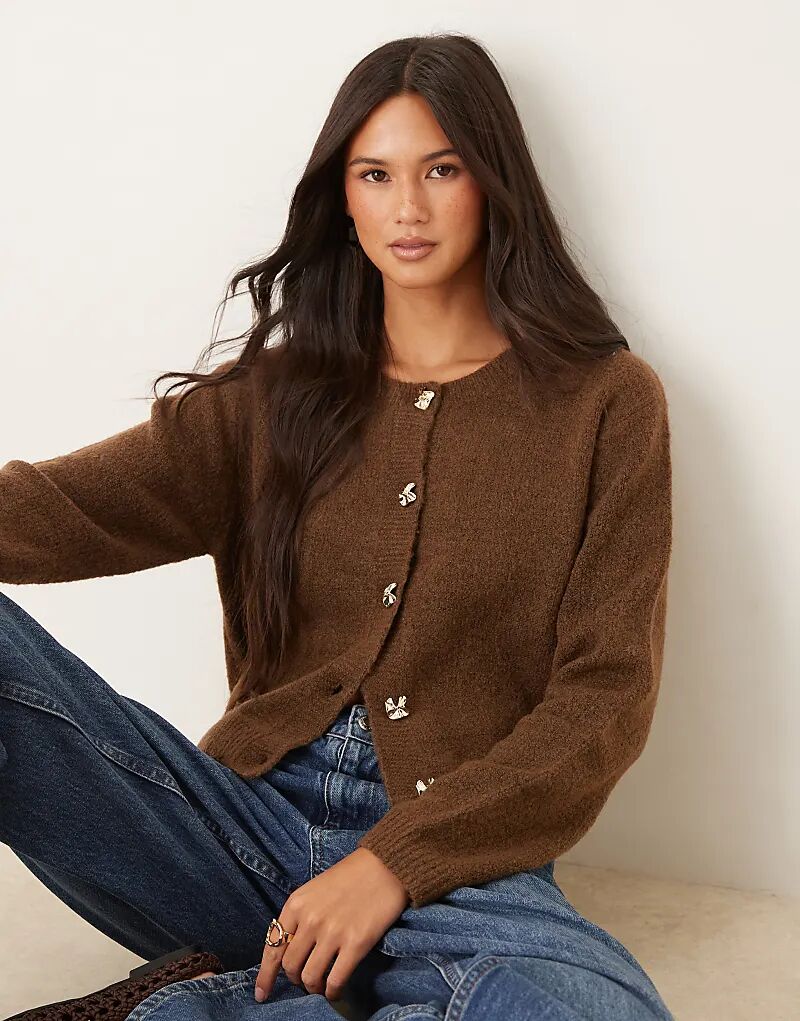 

Кардиган Brave Soul с круглым вырезом и контрастными пуговицами коричневого цвета