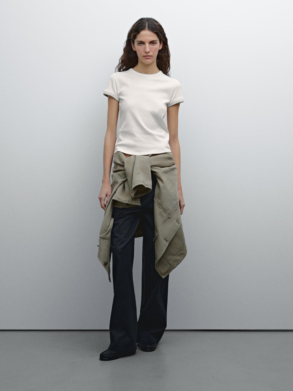 

Футболка из 100% хлопка с контрастным рисунком в рубчик Massimo Dutti, бежевый