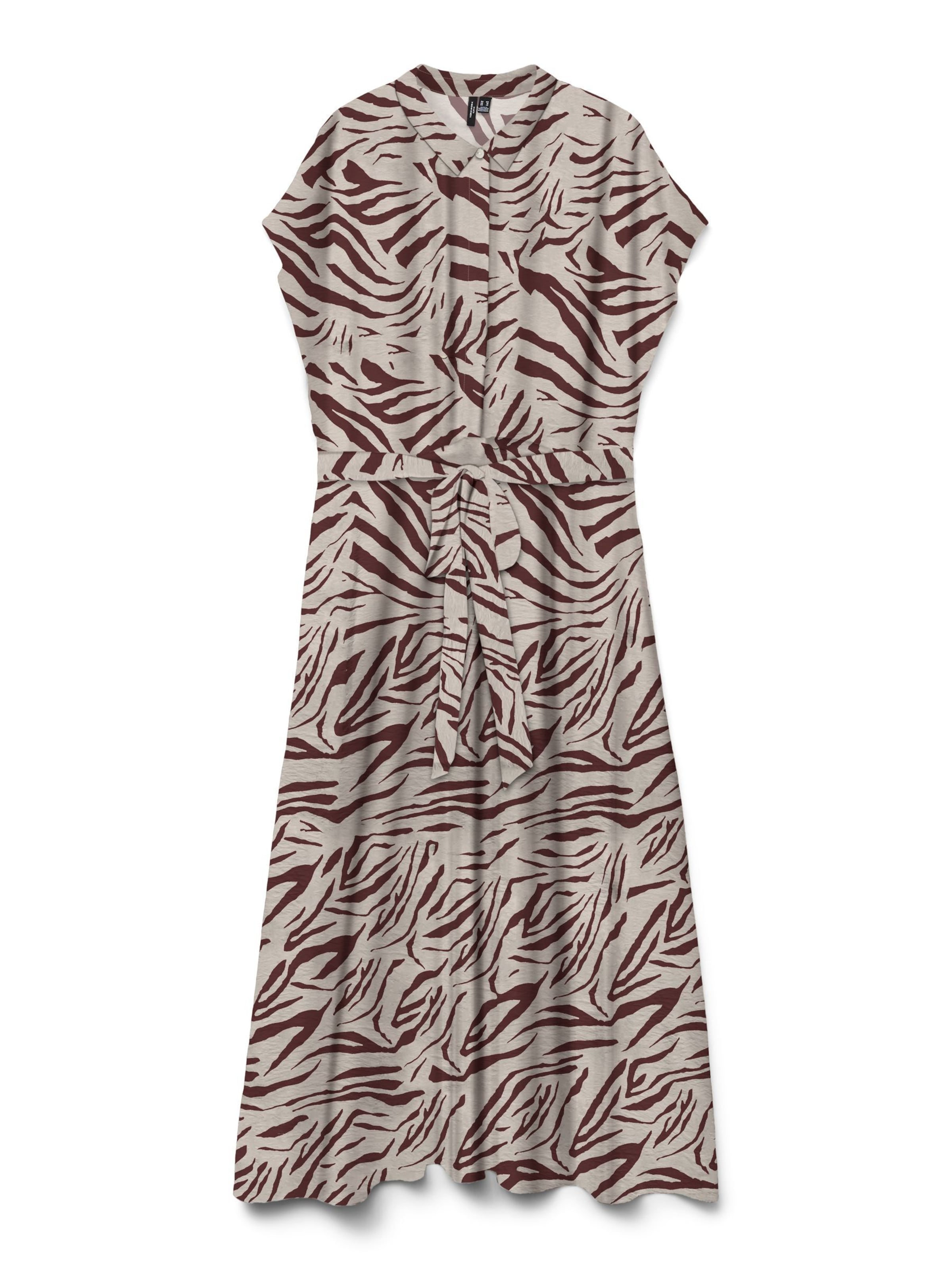 

Vero Moda Curve Платье-рубашка 'VMCJosie' в цвете Stone