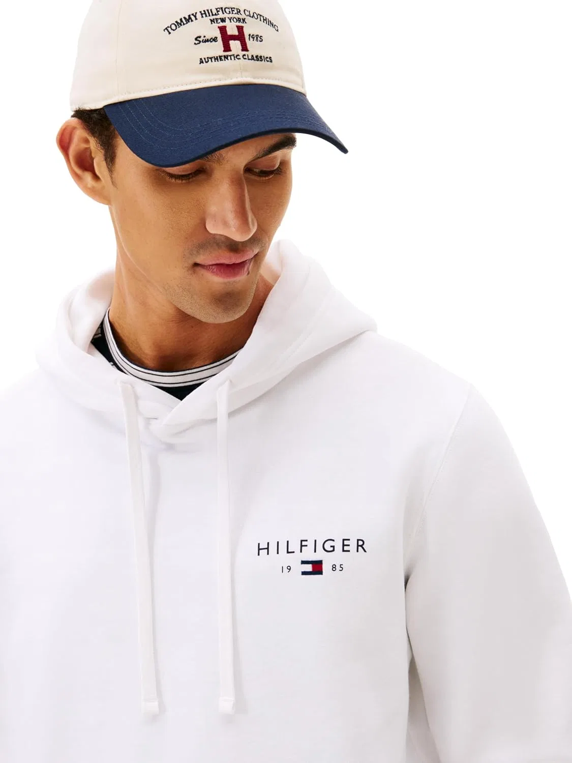 Худи мужское с вышитым флагом и шнурком Tommy Hilfiger, белый — фото 2