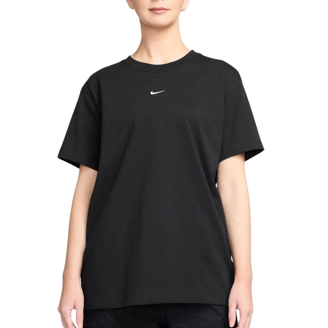 Спортивная футболка Sportswear женская Nike, Black | White