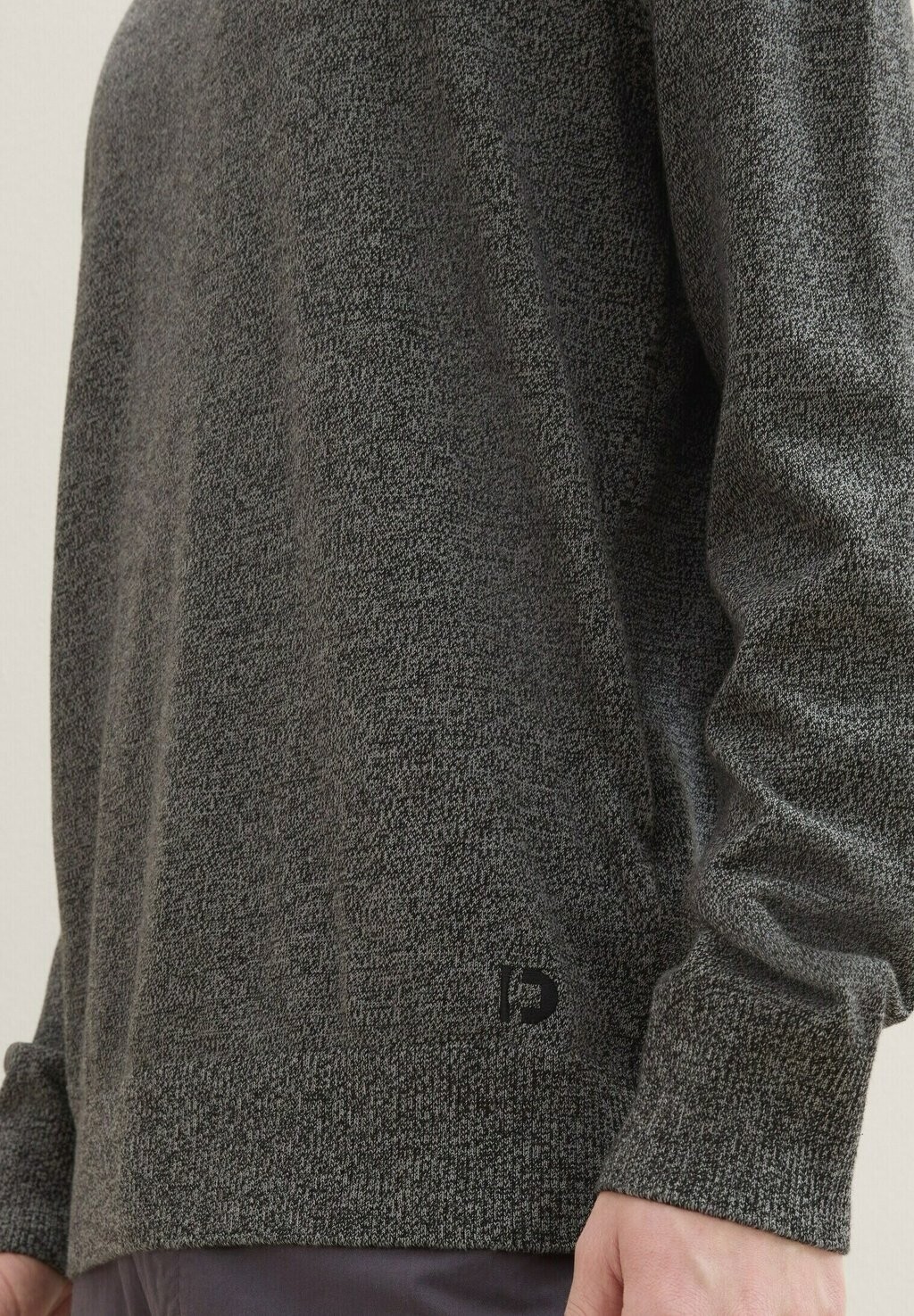 

Джемпер BASIC RUNDHALS TOM TAILOR DENIM, серый