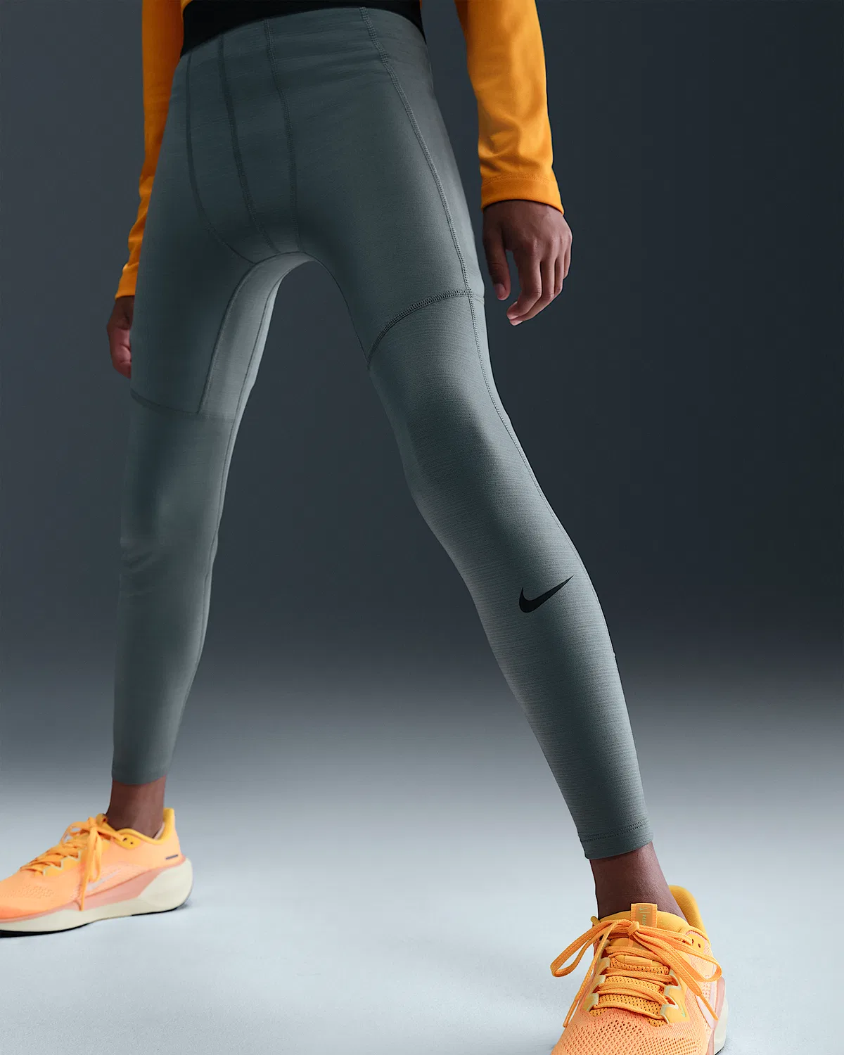 Детские компрессионные леггинсы Nike Pro Dri-FIT, Smoke Grey/Black — фото 2