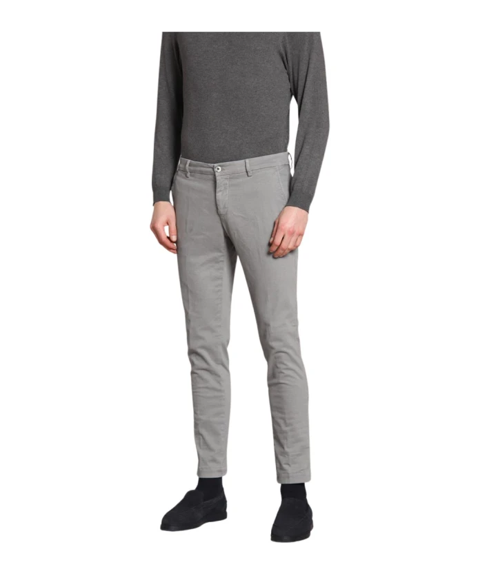 

Эластичные габардиновые брюки-чиносы очень узкого кроя Mason'S, серый