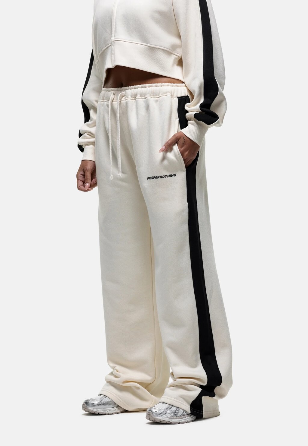 

Спортивные брюки OFF WHITE PANELLED JOGGERS Good For Nothing, кремовый