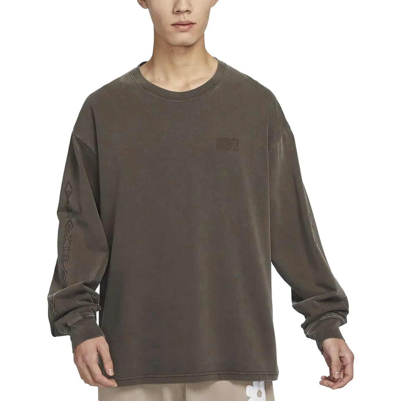 Футболка мужская Dull Umber с круглым вырезом Moderate Straight Fit Nike, dull umber — фото 3