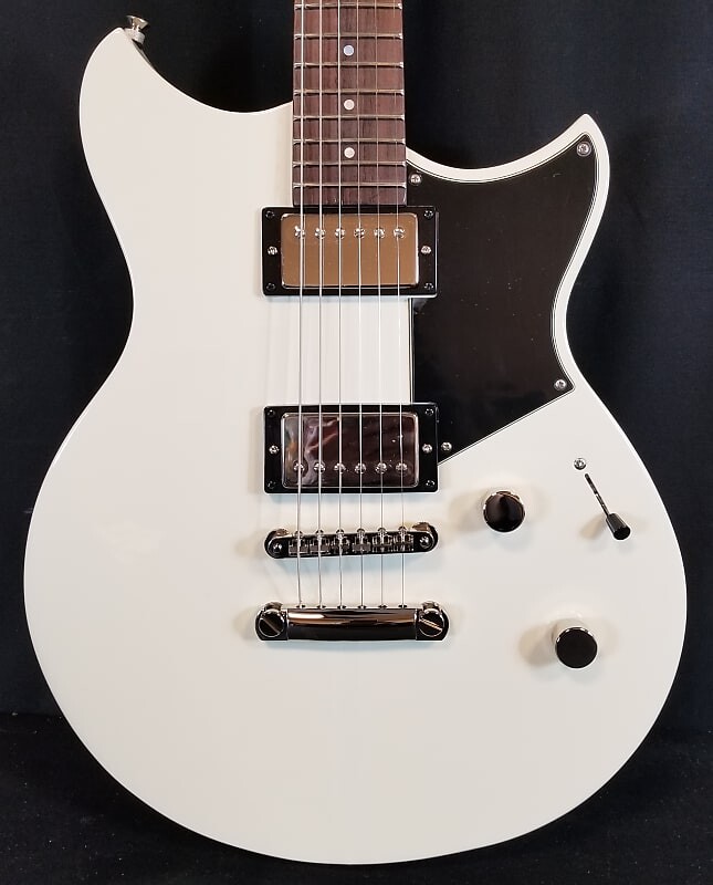 

Электрогитара Yamaha Revstar Element, 2 Alnico V Humbucking Pickups, Rosewood Fingerboard, Vintage White 2023