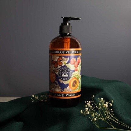 Веганское мыло для мытья рук Kew Gardens Apricot Vetiver 500 мл The English Soap Company — фото 2