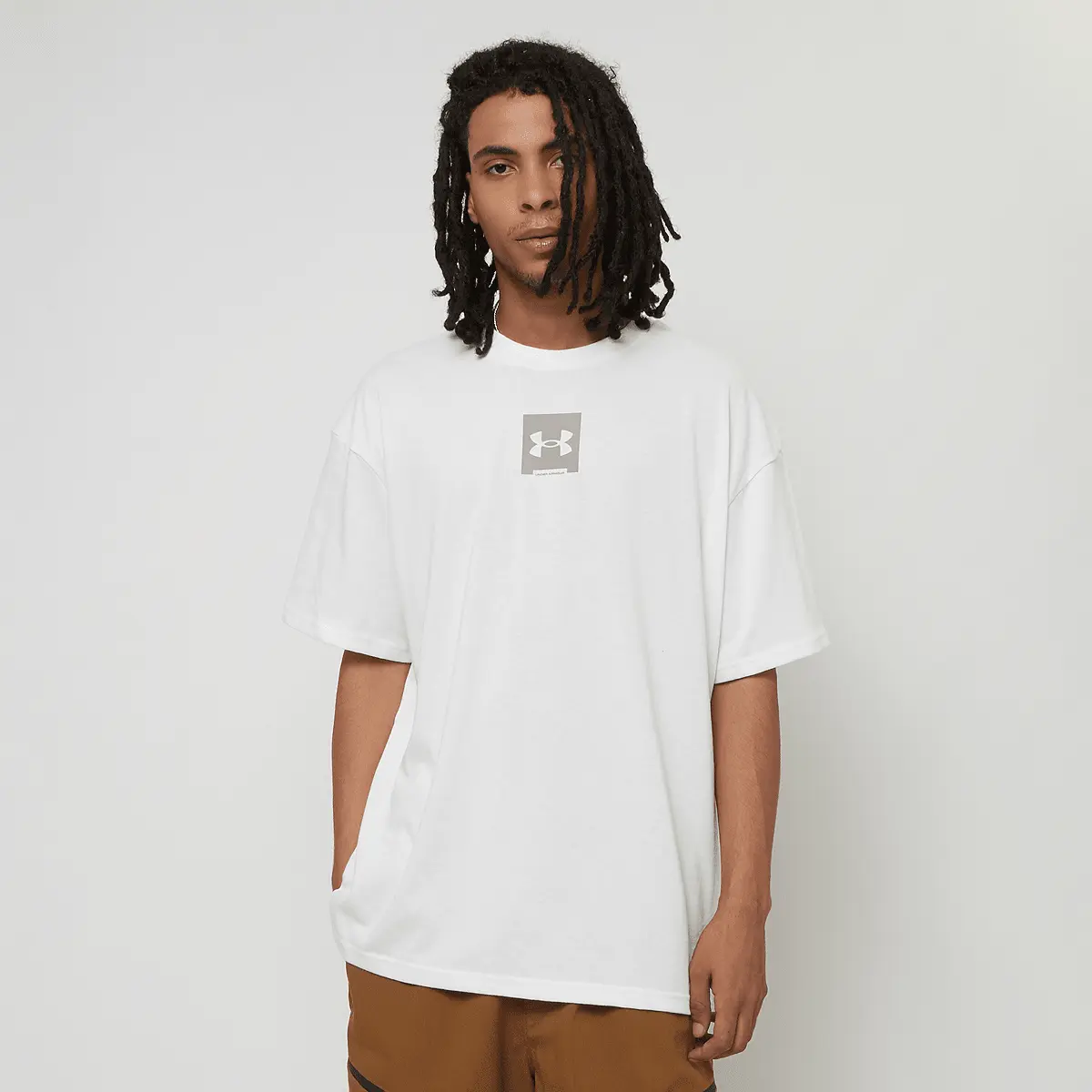 

Футболка Under Armour Heavyweight Oversized SM Box Short Sleeve Tee, белый