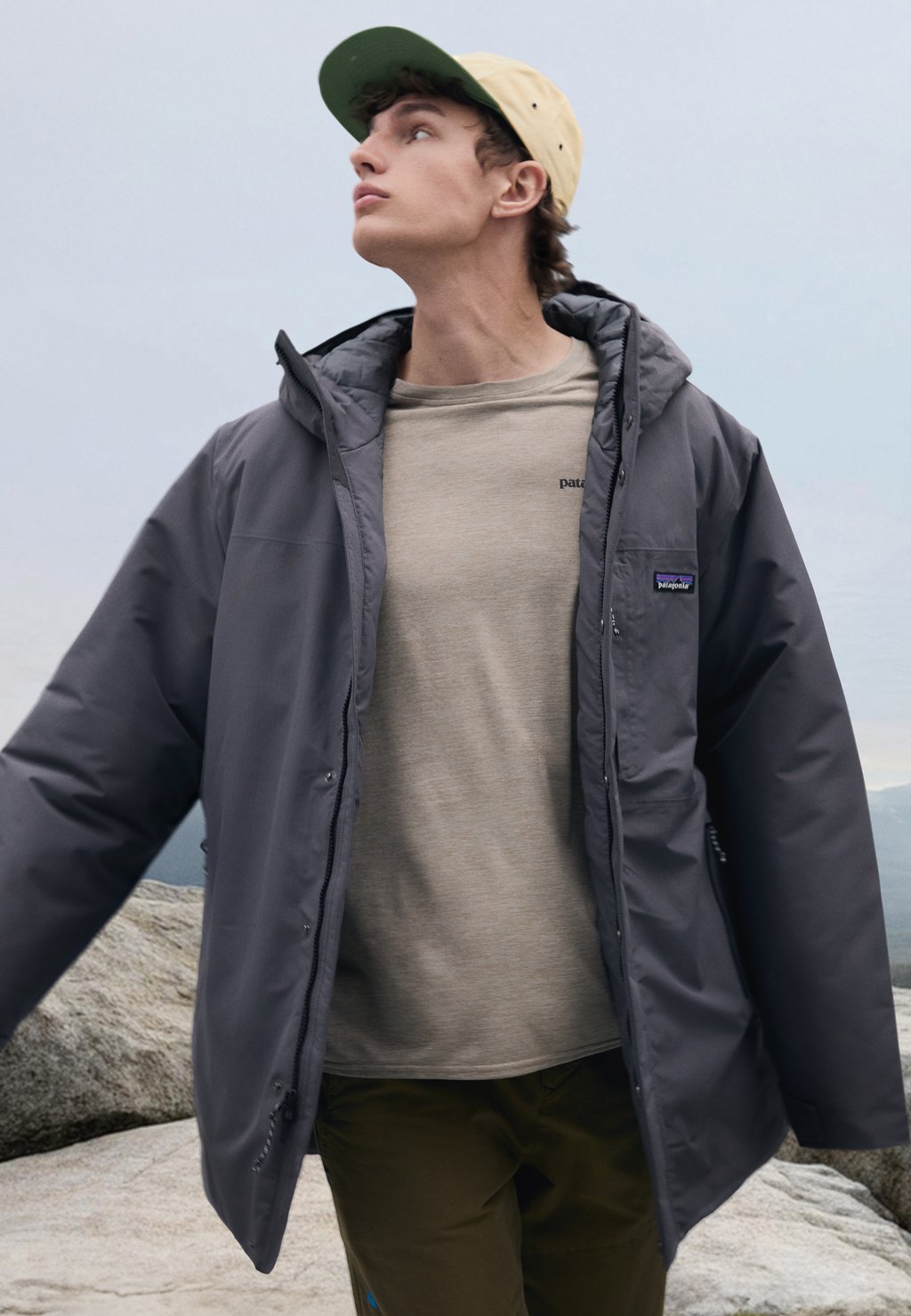 

Зимняя куртка WINDSHADOW PARKA Patagonia, серый