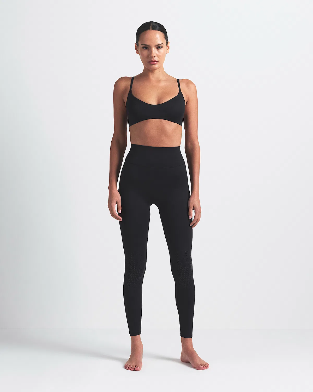 Женские леггинсы NikeSKIMS Matte с высокой посадкой, длиной 26" и накладками на коленях, NSKM Obsidian