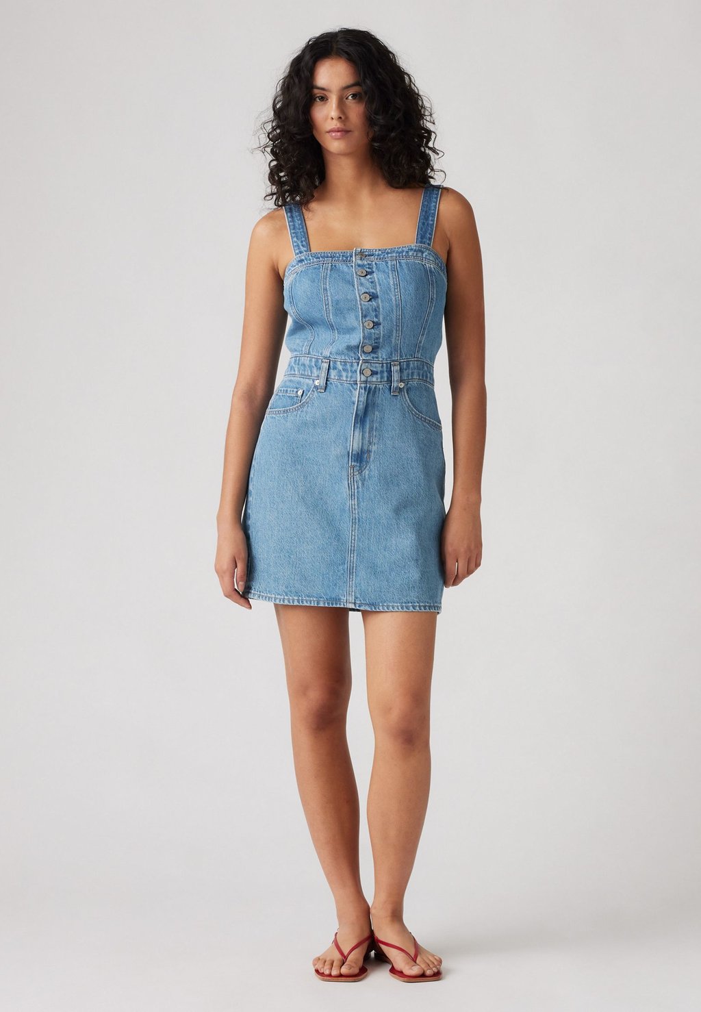 

Джинсовое платье ICONIC BUTTON THRU DRESS Levi's, цвет Chill Day