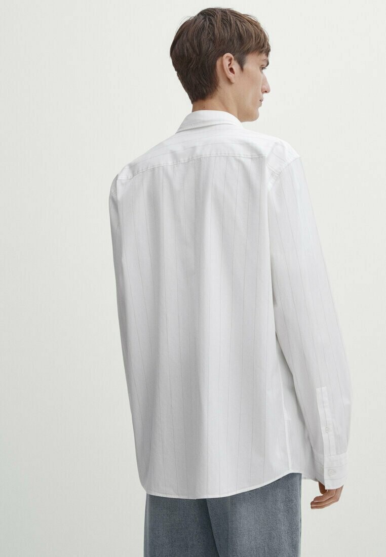 

Рубашка PINSTRIPED Massimo Dutti, белый