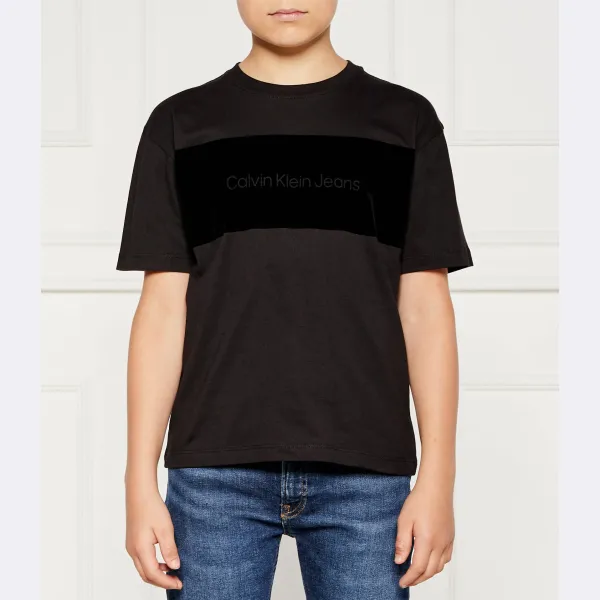 

Футболка стандартного кроя Calvin Klein, черный