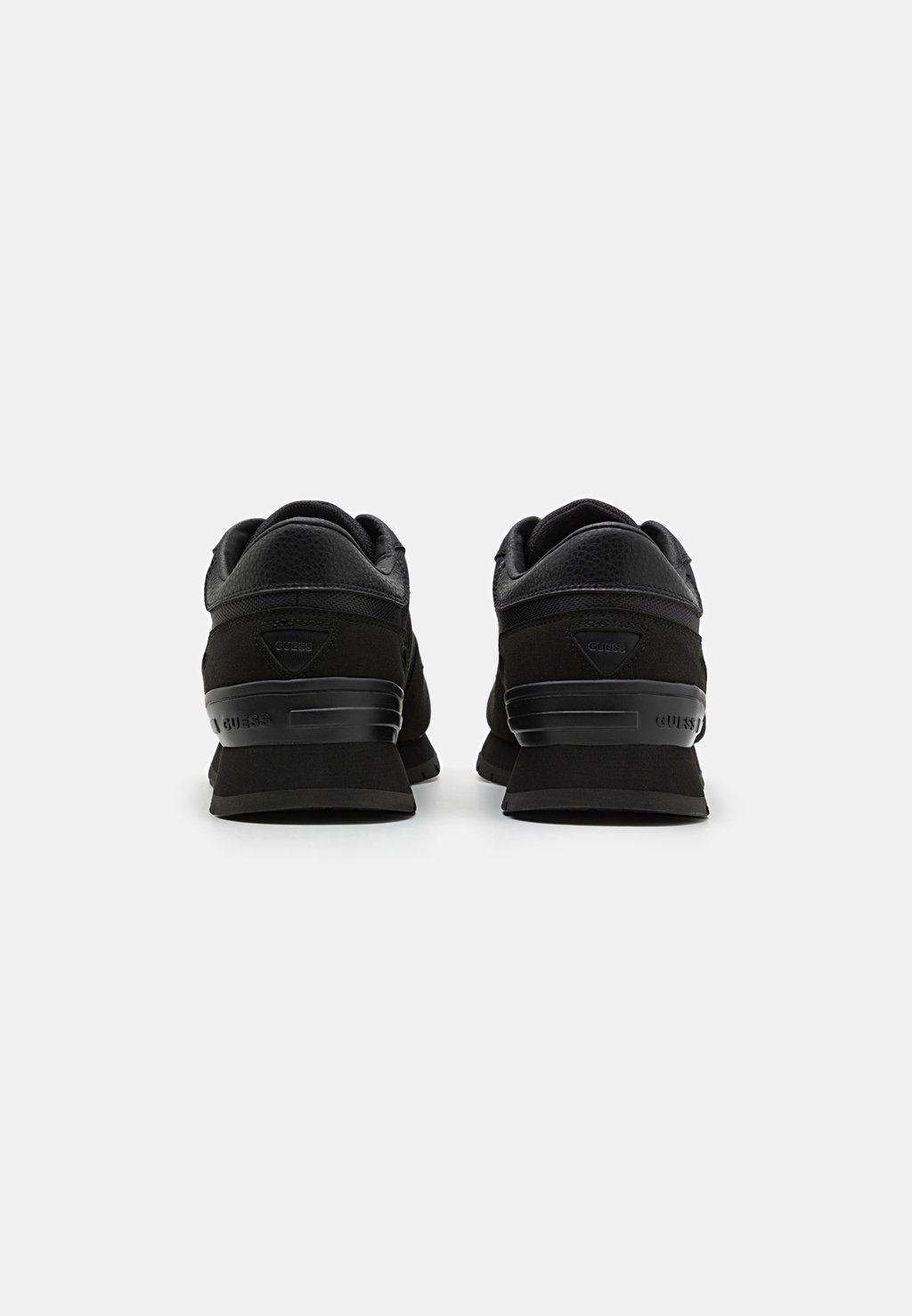 

Кроссовки TRESA Guess, черный