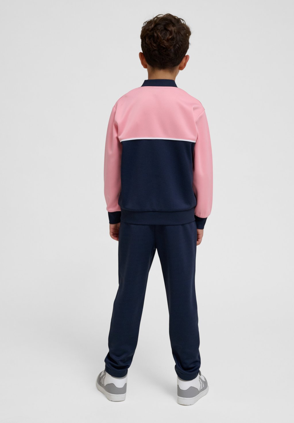 

Костюм HMLDALLAS SET Hummel, черный