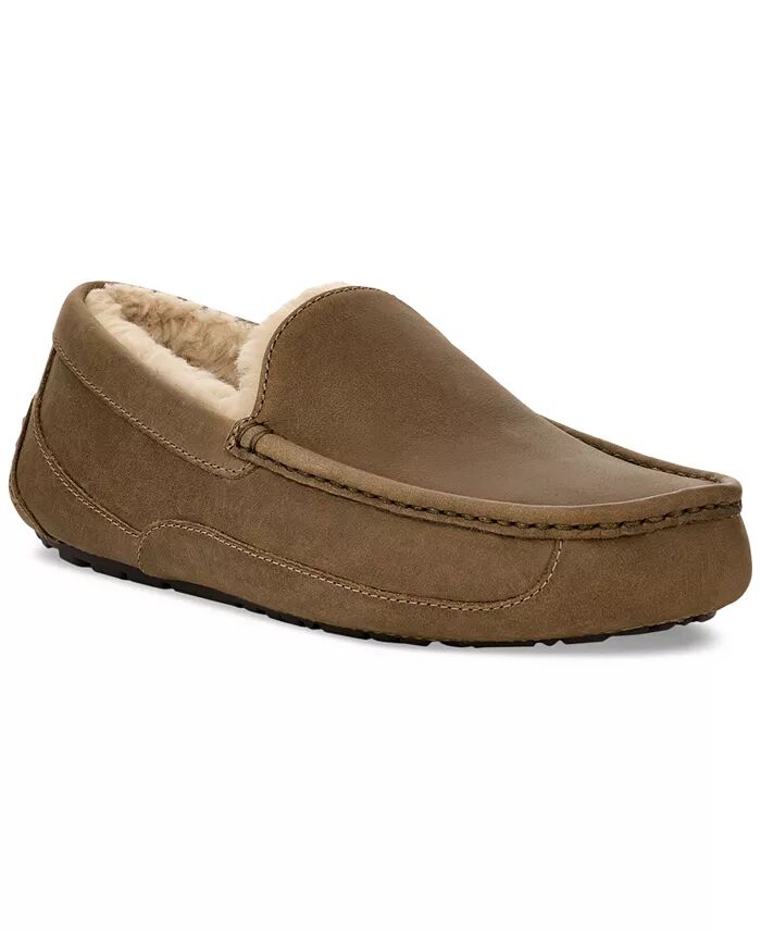 

Мужские тапочки Ascot из кожи с плюшевой подкладкой UGG®, белый
