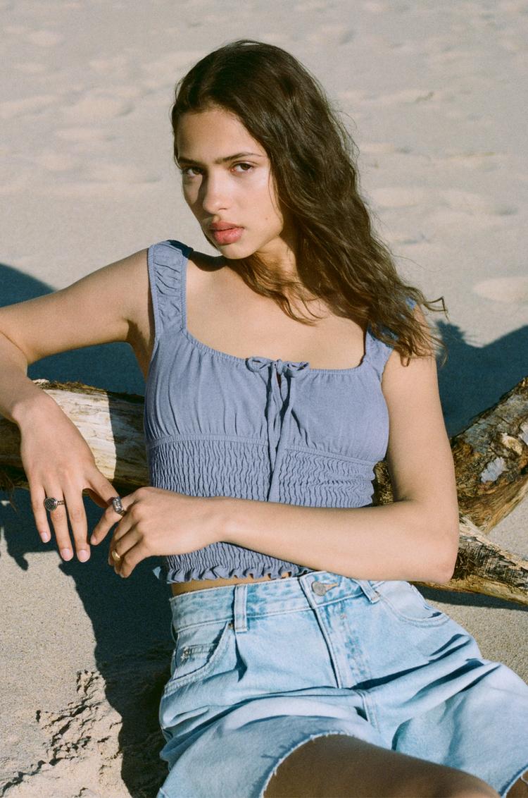 

Топ со сборками, вдохновленный корсетом Pull And Bear, синий