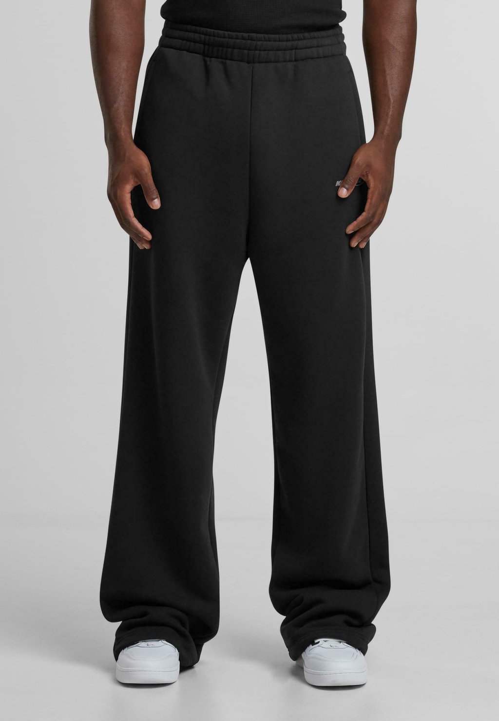 

Спортивные брюки ELLIPSE STRAIGHT LEG Karl Kani, черный