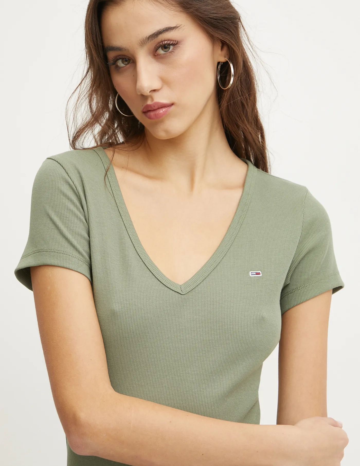 

Футболка Tommy Jeans, зеленый