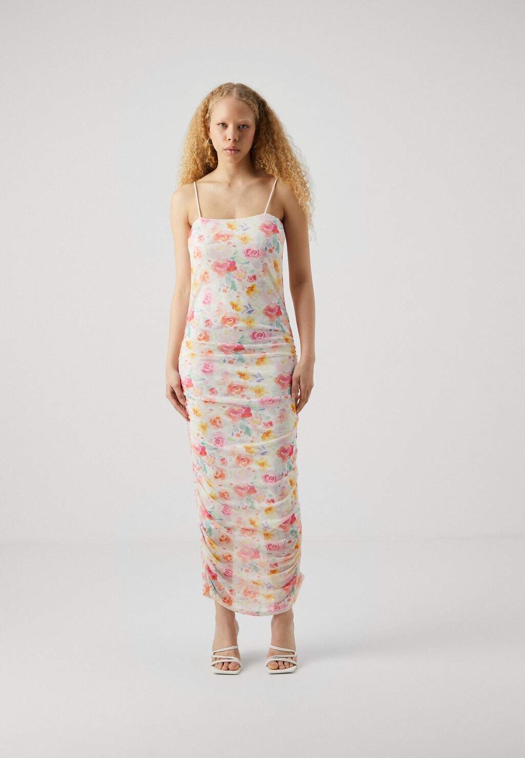 

Вечернее платье VIPINAR STRAP ROUCHING DRESS VILA, крем