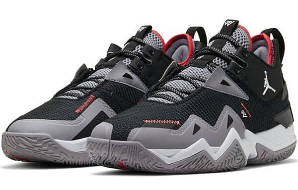 Кроссовки Air Jordan Westbrook One Take 'Black', черный — фото 3