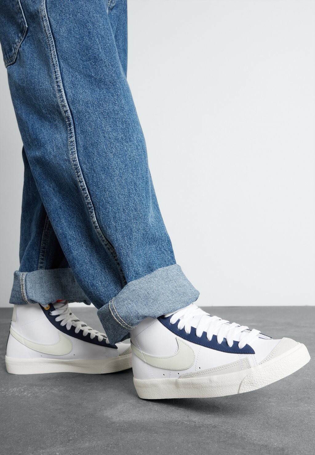 

Кроссовки altas Nike ПИДЖАК УНИСЕКС MID '77, белый