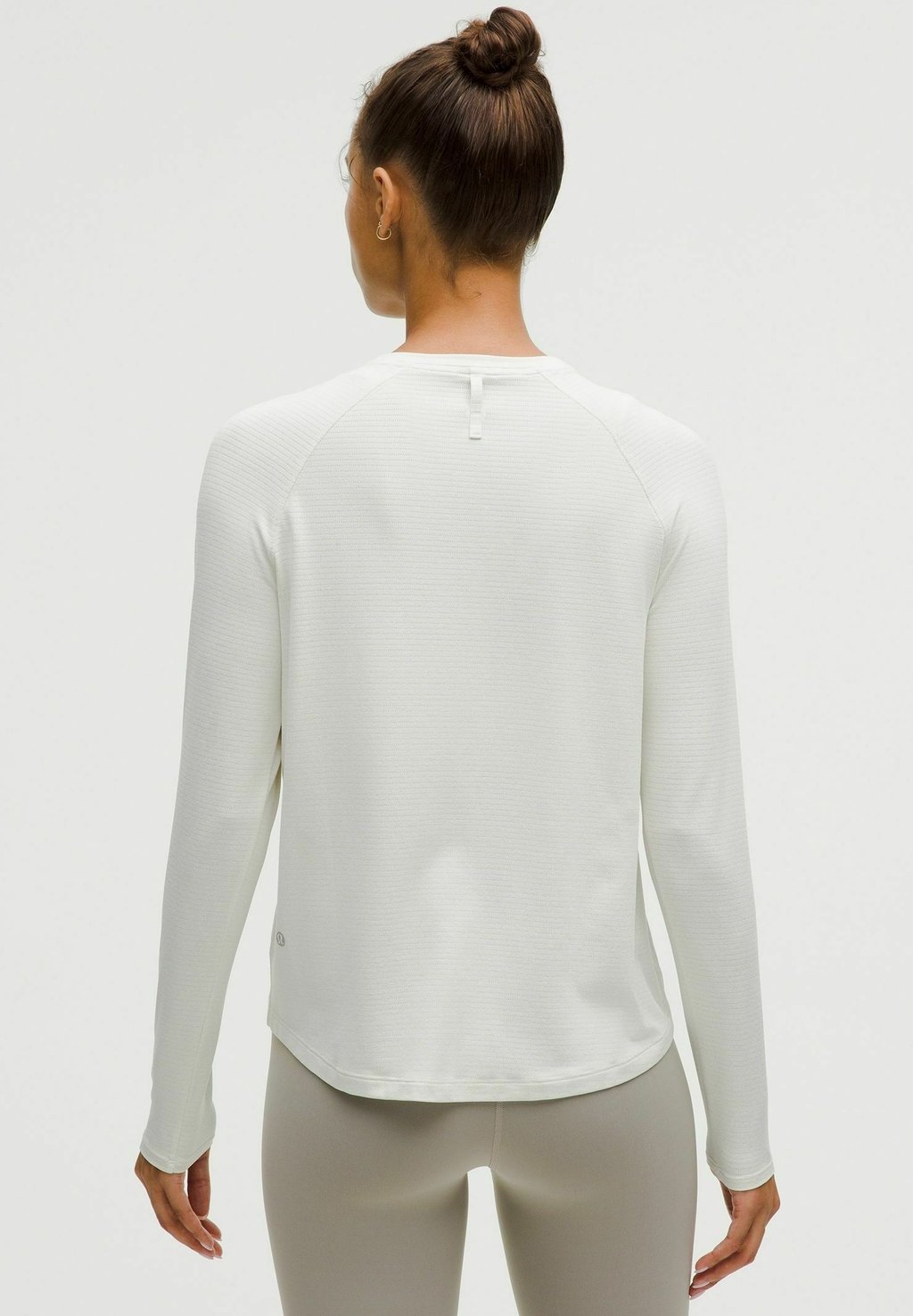 

Топ с длинными рукавами LICENSE TO TRAIN CLASSIC-FIT LONG SLEEVE lululemon, белый