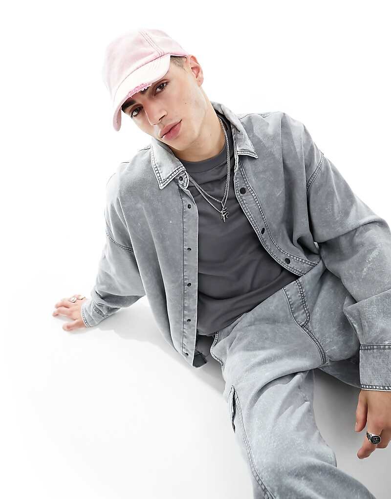 

Bershka – Серая стираная рубашка, часть комплекта