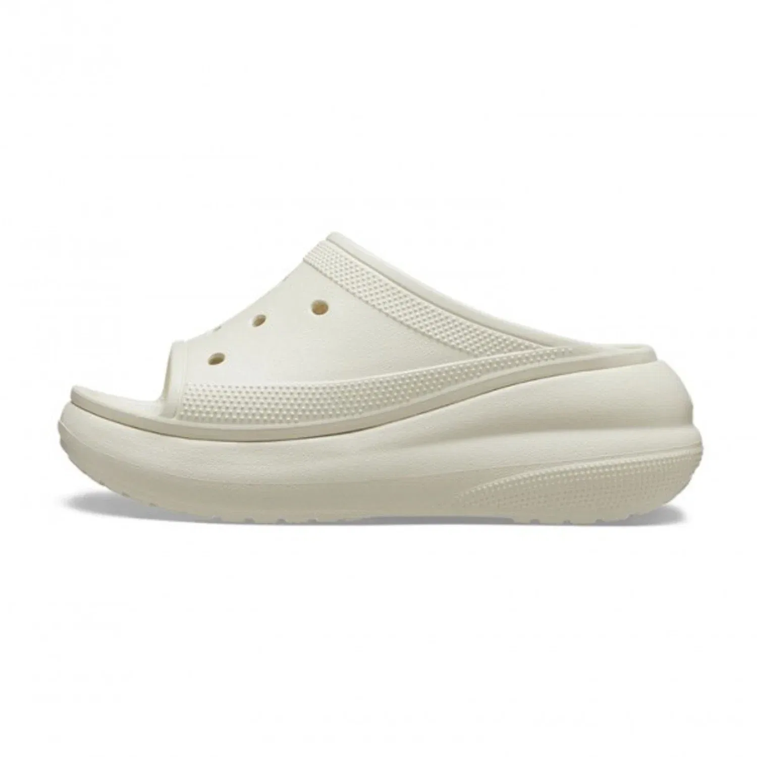 Сандалии Crocs Classic Crush 208731-2Y2, цвет «костяной шлепанец», модель JAX1260 — фото 3