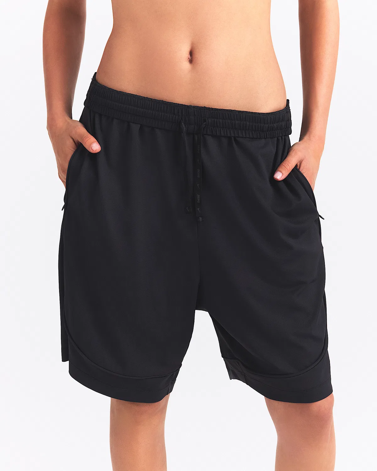 Женские свободные шорты NikeSKIMS Airy, NSKM Obsidian/NSKM Obsidian — фото 2