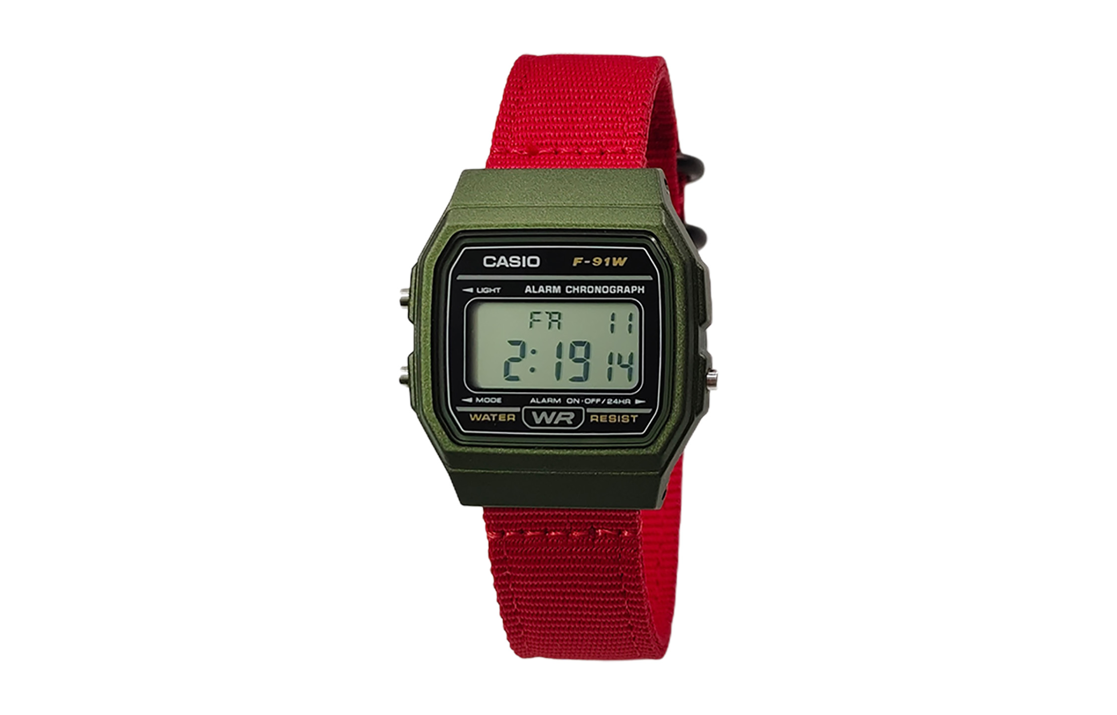 

CASIO Мужские часы Retrofit Series с кварцевым механизмом и нейлоновым ремешком, черный циферблат