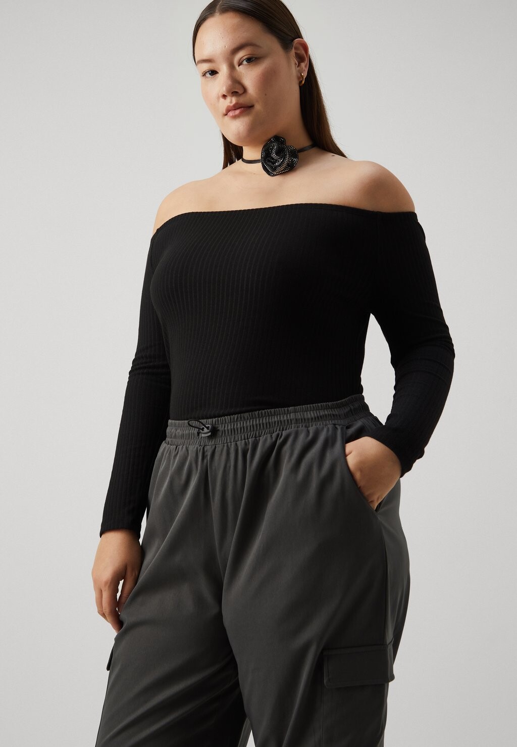 

Рубашка с длинным рукавом Carnella Off Shoulder Only, черная