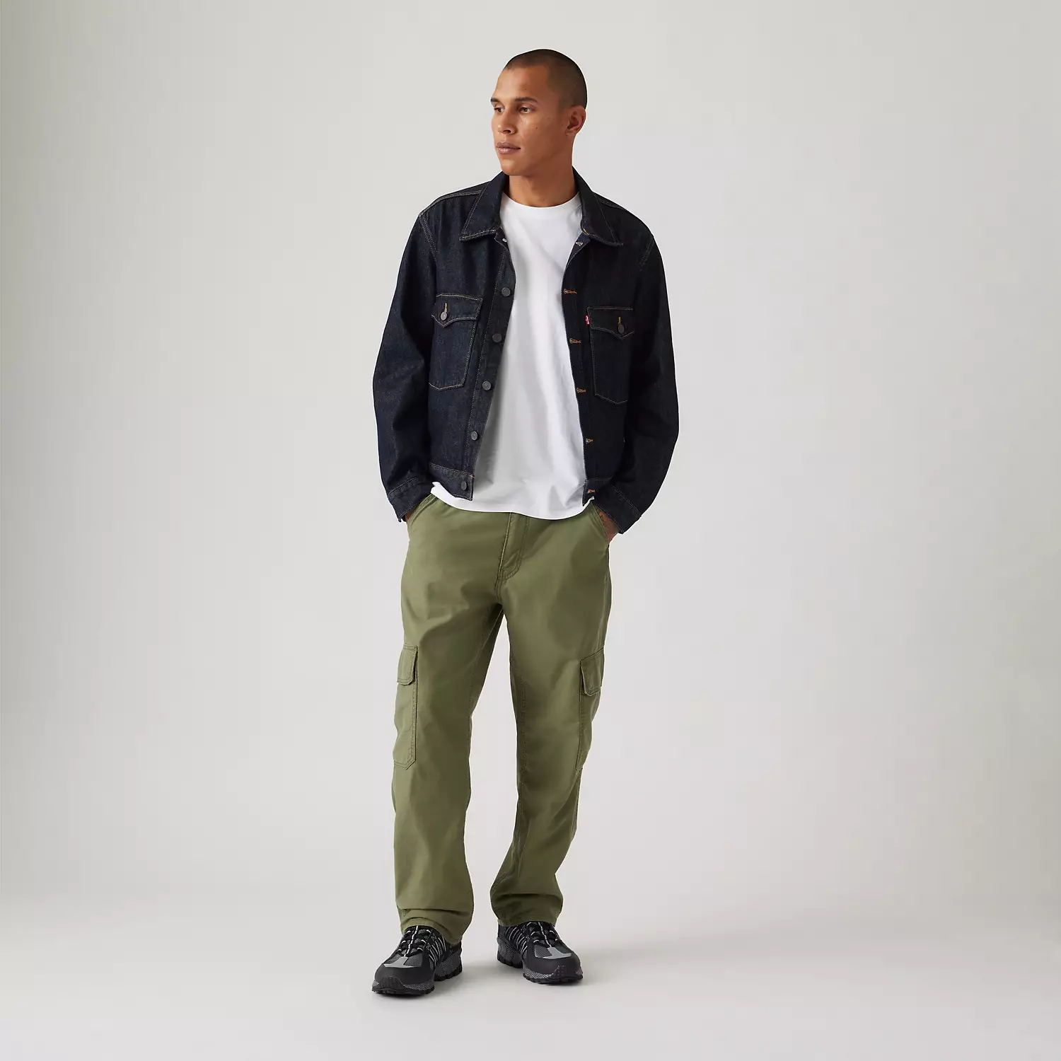 

568 Свободные прямые брюки-карго из твила для мужчин Levi's, цвет Ivy Green - Green