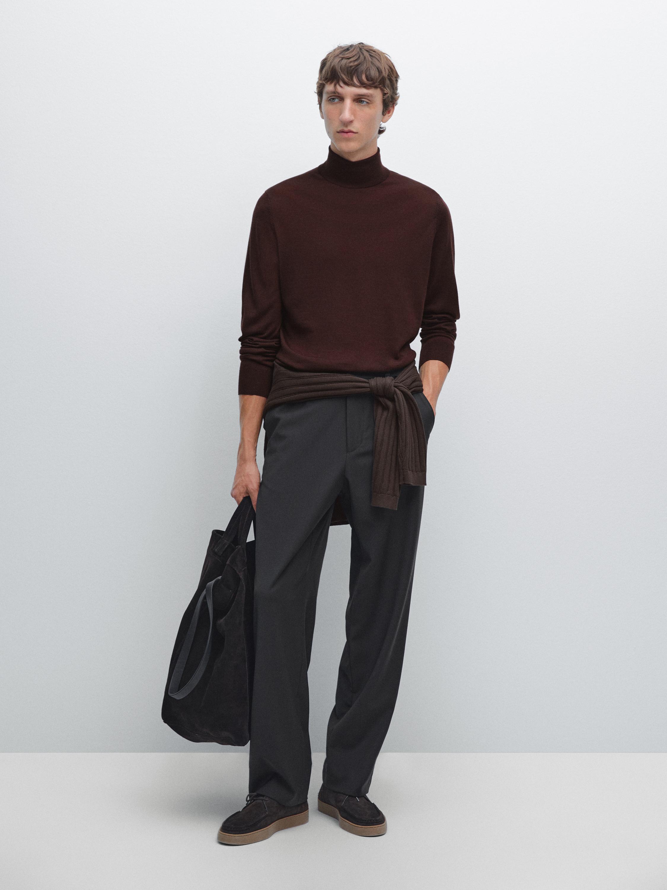 

Вязаный джемпер с высоким воротом из смесовой шерсти Massimo Dutti, бургундия