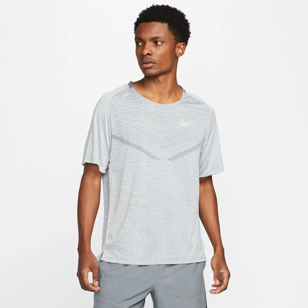 

Мужская футболка Dri-FIT ADV TechKnit Ultra Nike, серый