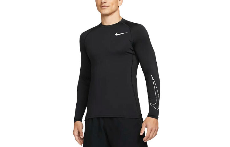 

Футболка мужская черная Nike, черный