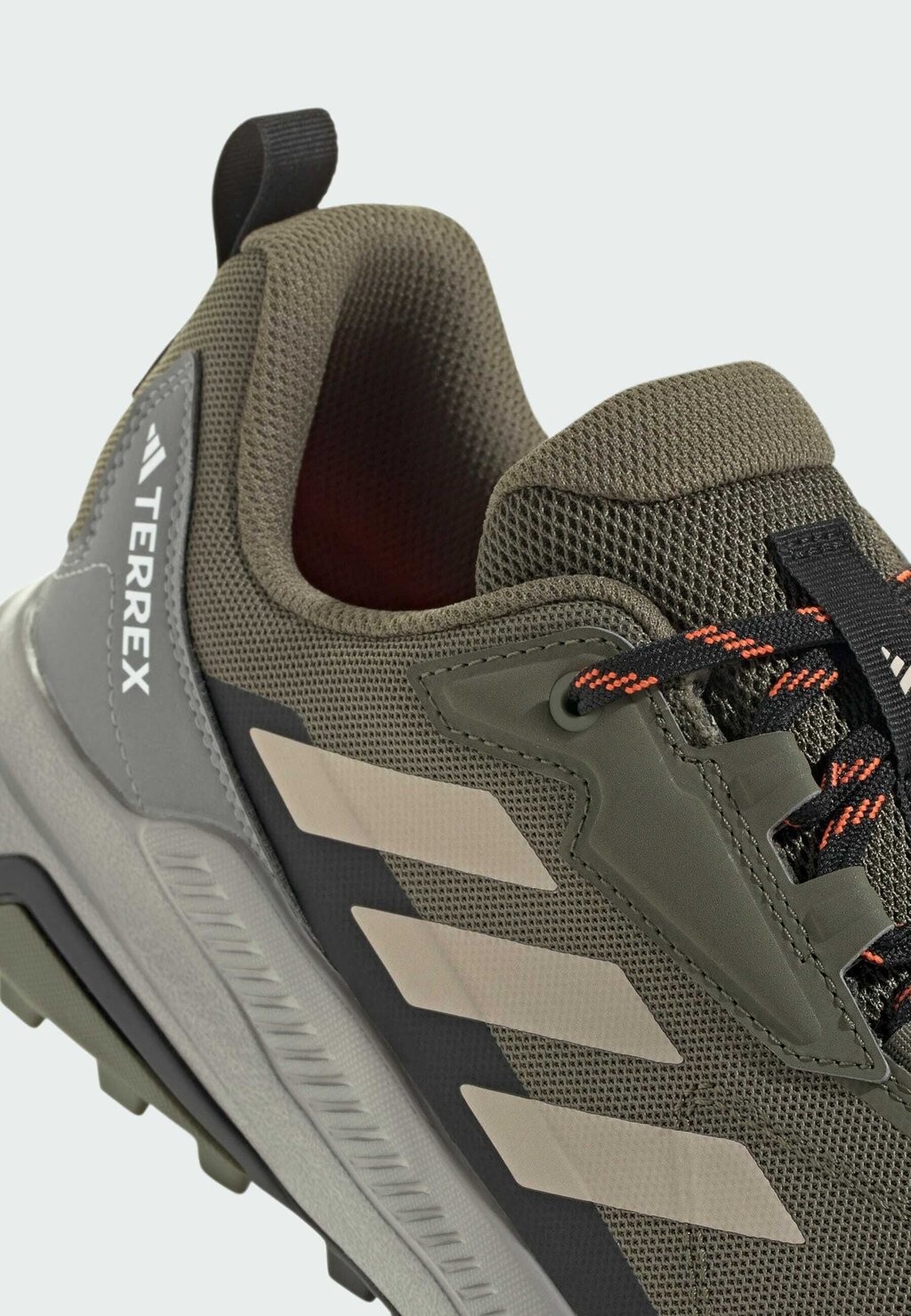 Кроссовки Anylander Adidas Terrex, оливковые слои бежевого цвета, черный цвет — фото 4