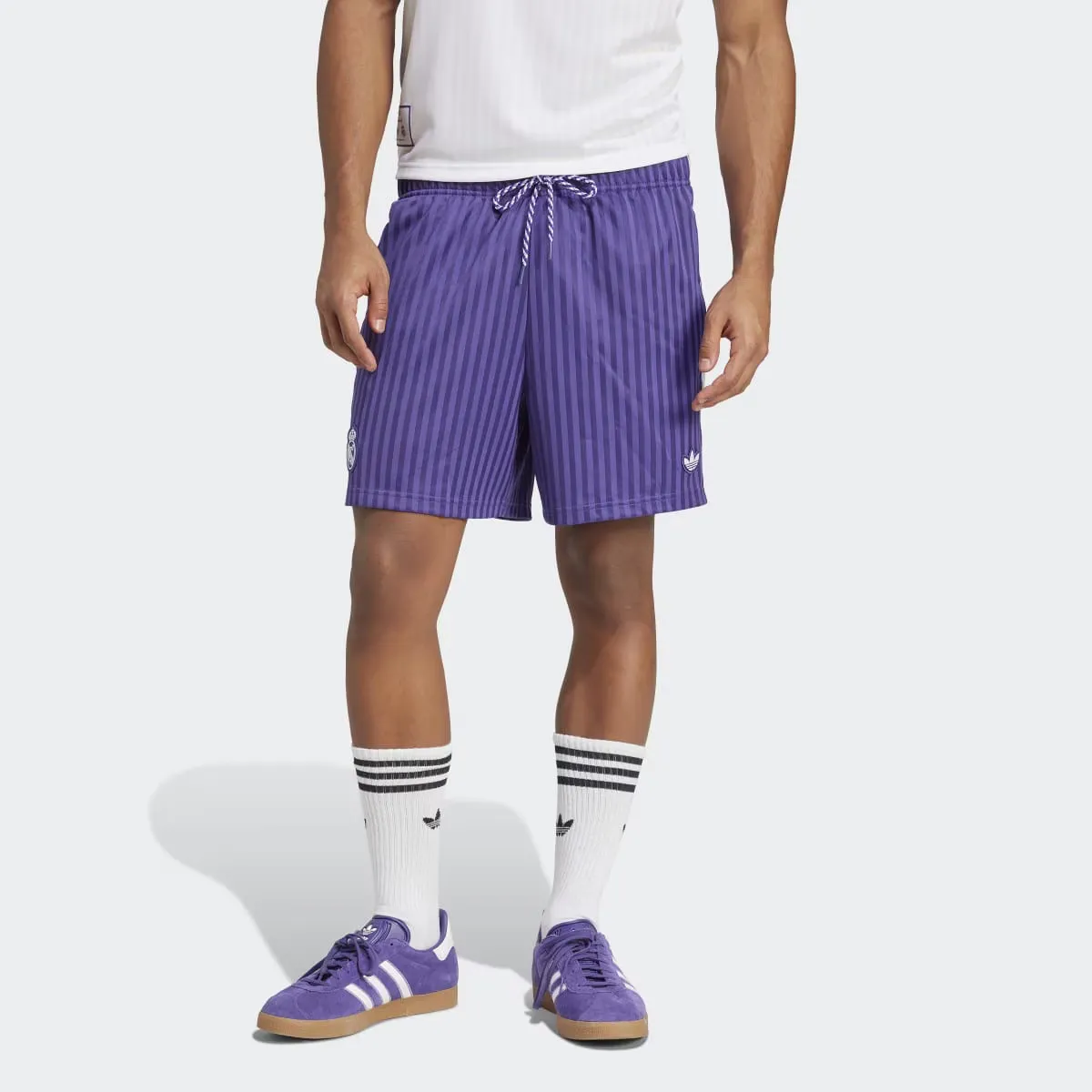 

Мужские шорты Adidas от Real Madrid Terrace Icons, цвет Violeta