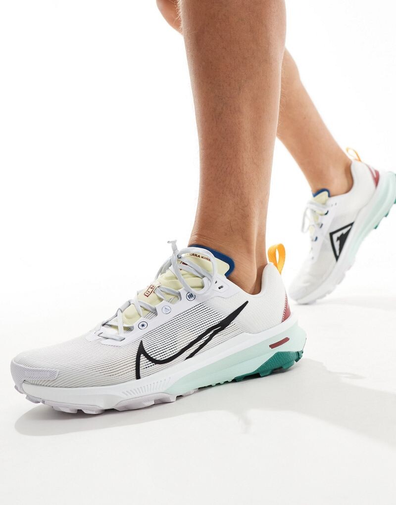 

Кроссовки Nike Kiger 9 белого, желтого и синего цветов, Синий, Кроссовки Nike Kiger 9 белого, желтого и синего цветов