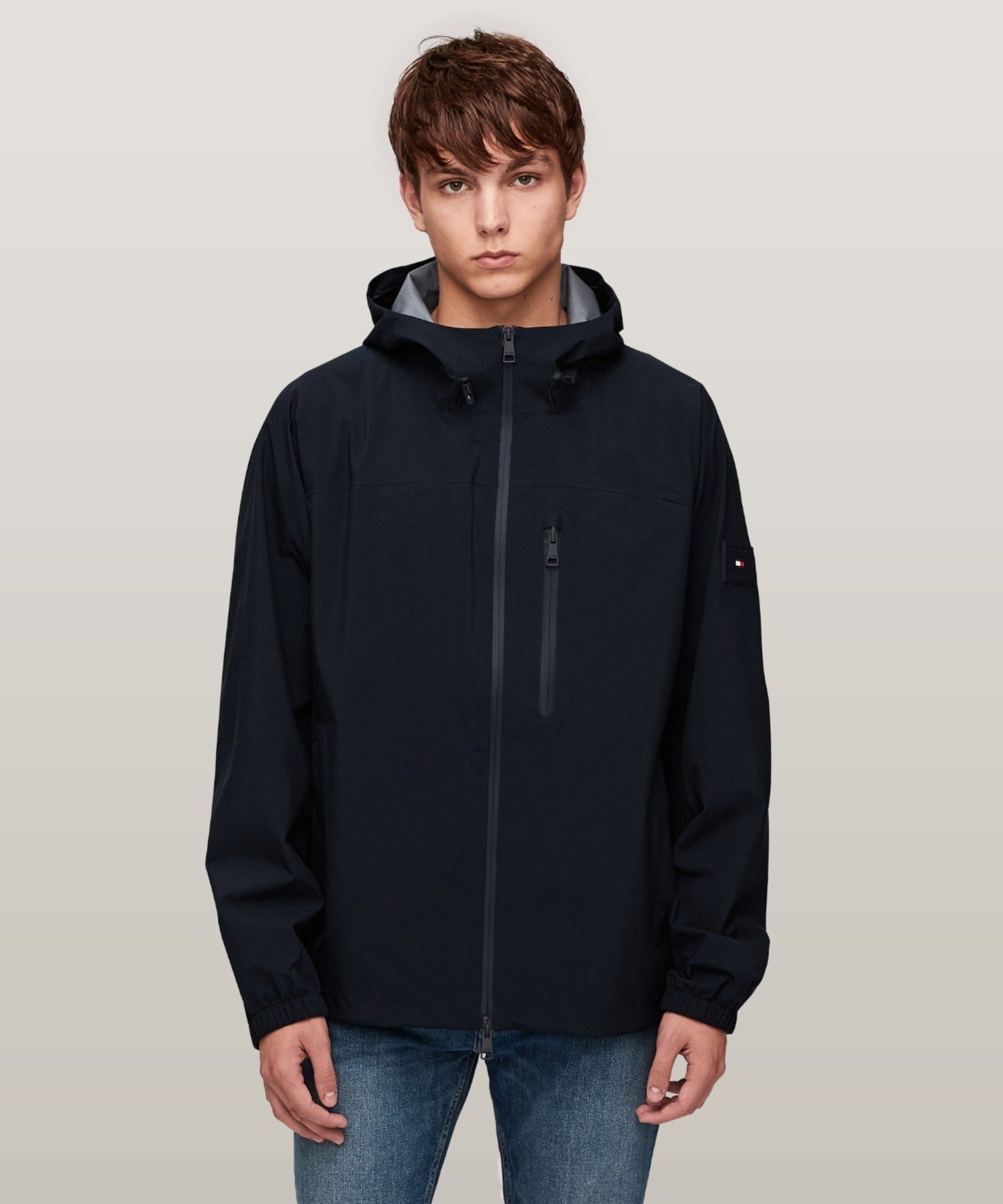 ТЕХНОЛОГИЧЕСКАЯ КУРТКА С КАПЮШОНОМ Desert Sky TOMMY HILFIGER, Navy DW5 — фото 2