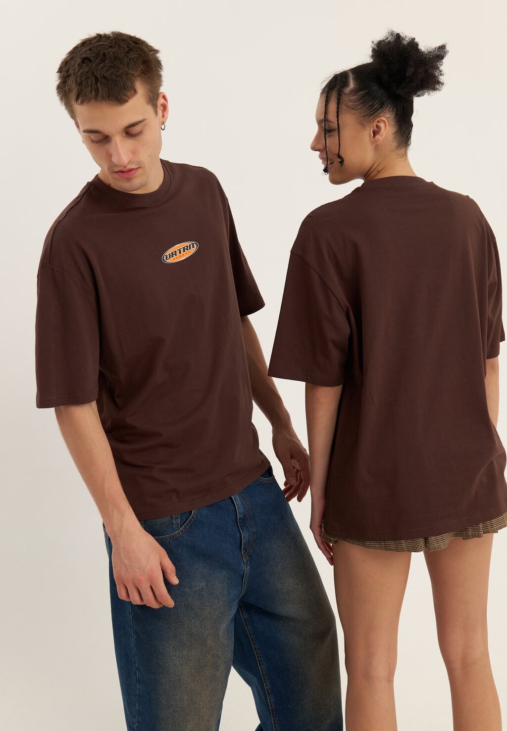 

Футболка с принтом Unisex YOURTURN, коричневая
