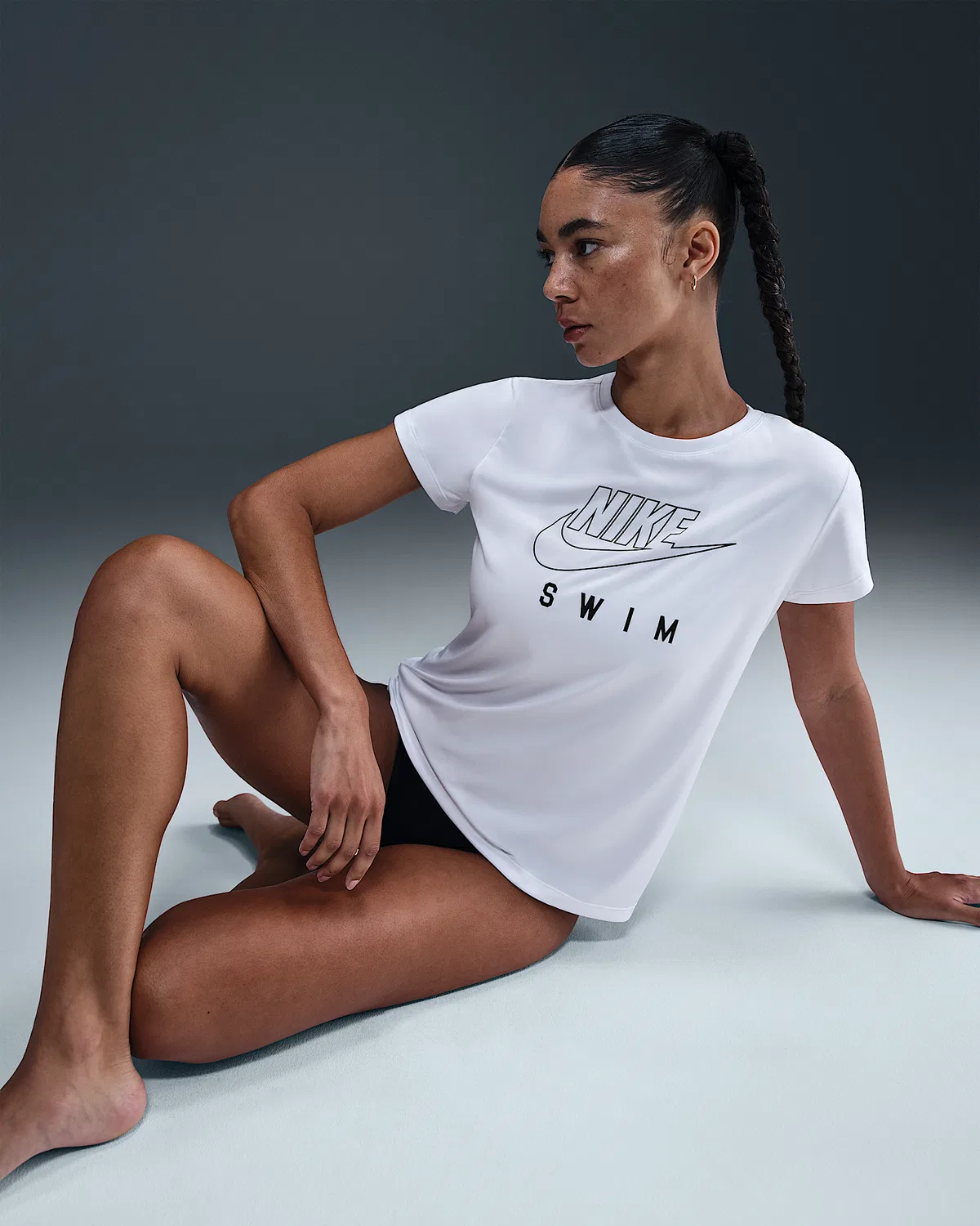Женский топ с коротким рукавом Nike Swim Swoosh Hydroguard, White — фото 3